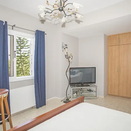 Вилла Nissi Maria *