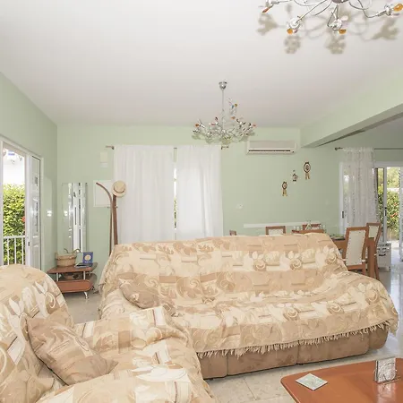 Вилла Nissi Maria Айя-Напа