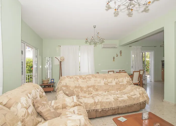 Villa Nissi Maria Ayia Napa