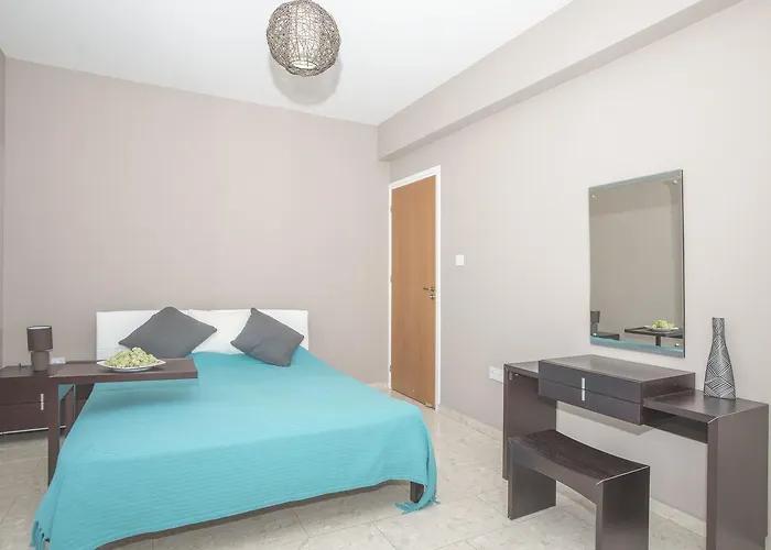 Nissi Maria * Ayía Nápa